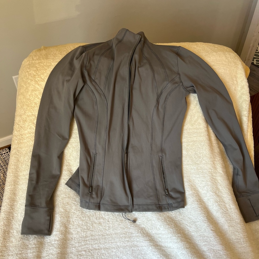 90 Degree By Reflex Women’s Gray Lightweight Running Jacket